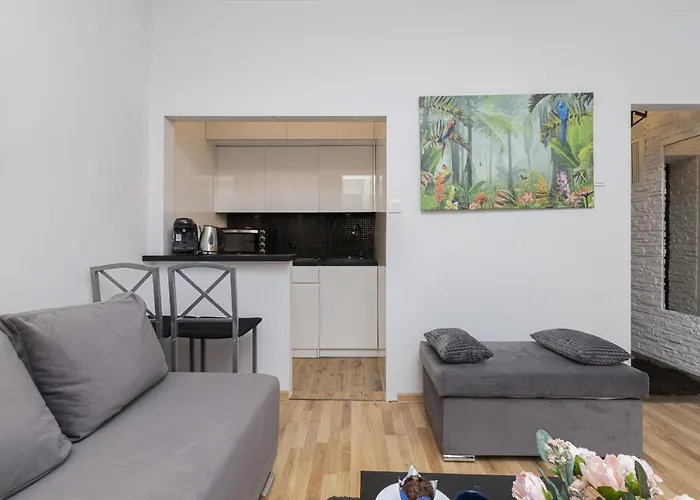 Batorego Downtown By Renters Apartmán