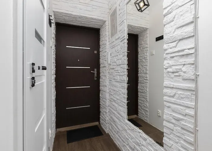 Apartmán Batorego Downtown By Renters *